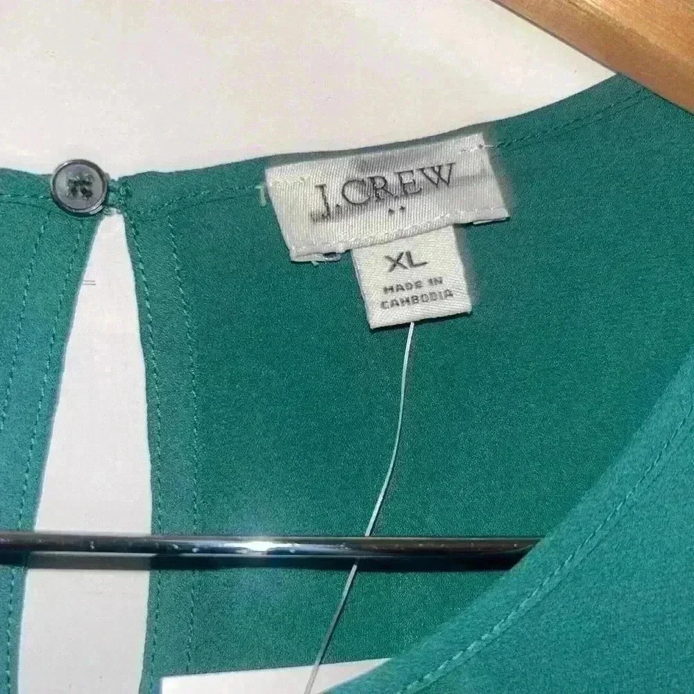 J crew pleated sleeve top academic green